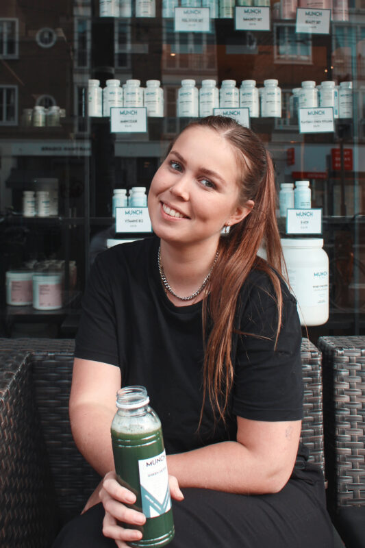 Lotte met Detox Sapkuur en Supplementen